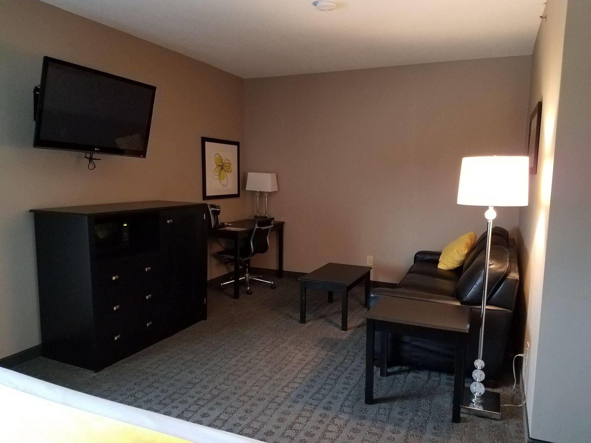 Okoboji Inn & Suites Milford Eksteriør bilde