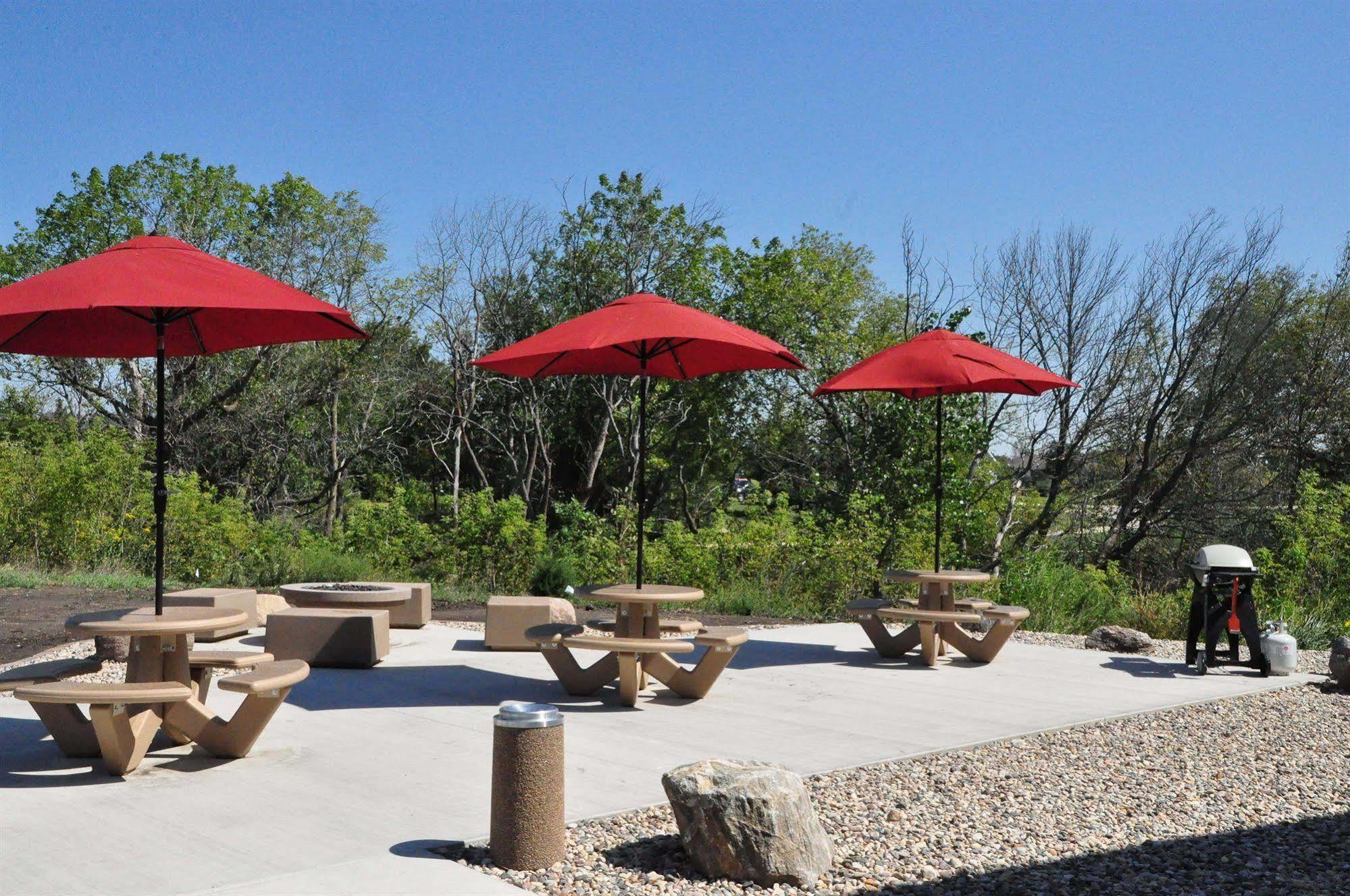 Okoboji Inn & Suites Milford Eksteriør bilde