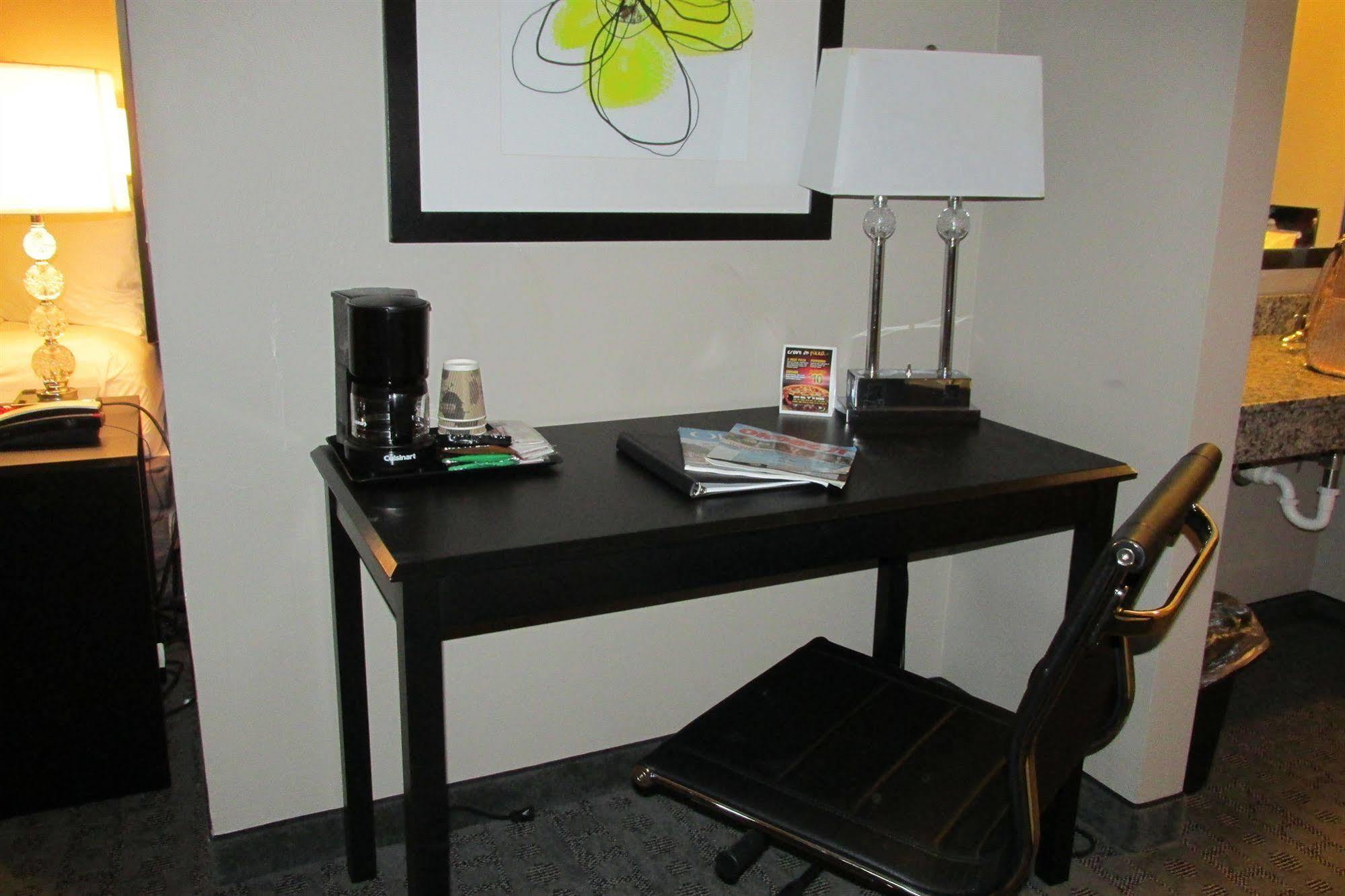 Okoboji Inn & Suites Milford Eksteriør bilde