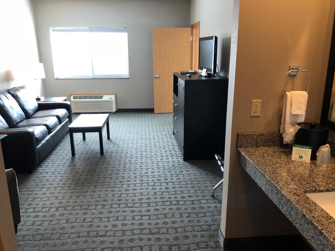 Okoboji Inn & Suites Milford Eksteriør bilde